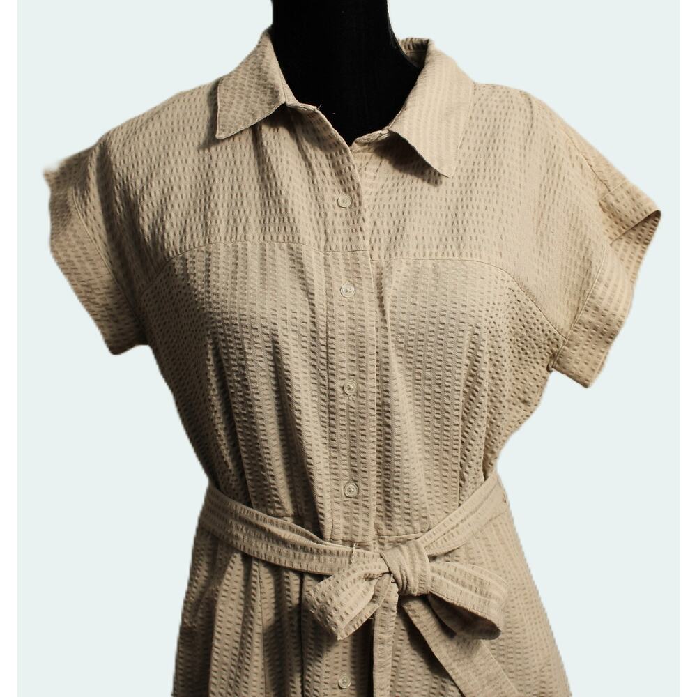 Chaps Women's Cream Seersucker Belted Shirt Dress Size 12 Short Sleeve - Picture 2 of 13